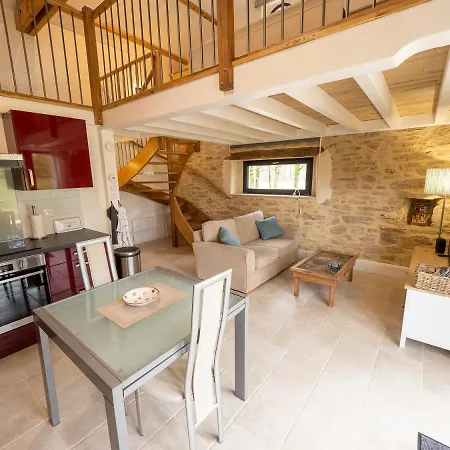 Apartament La Grange - A Peaceful Place In The Forest *