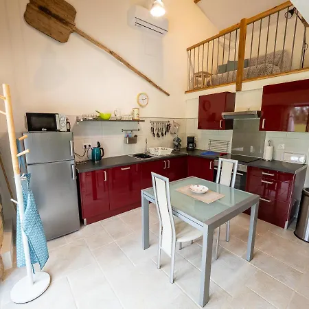 La Grange - A Peaceful Place In The Forest