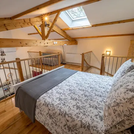 Apartament La Grange - A Peaceful Place In The Forest