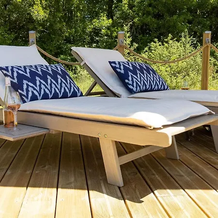 La Grange - A Peaceful Place In The Forest Daire Concots